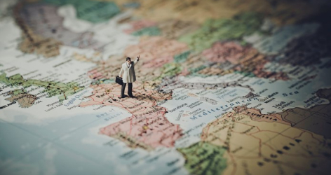 European (Dis)Integration During Pandemics